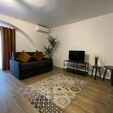 Ks Paris Studio Appart Near Station Gare Du Nord And Gare De L Est 外观 照片